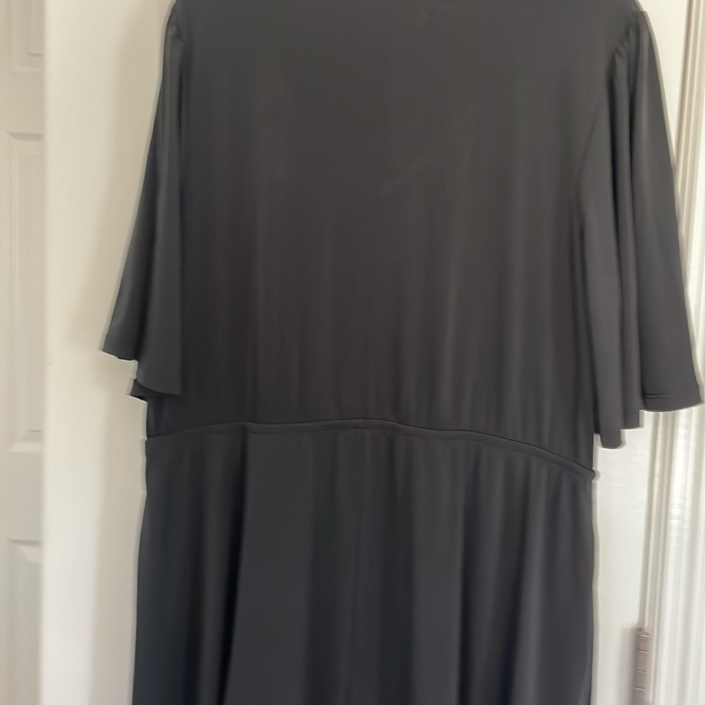 Girl with Curved Black Flutter sleeve Midi Dreamy Dress in size XLP - Picture 6 of 7